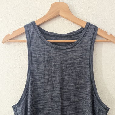 Lululemon yoga top