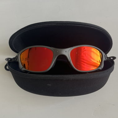 Oakley-Style sport sunglasses