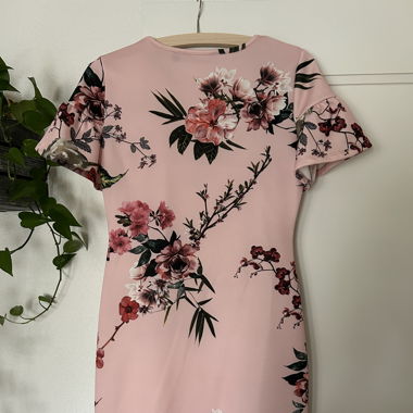 Rosenkleid