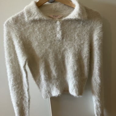 Flauschiger Crop-Pulli