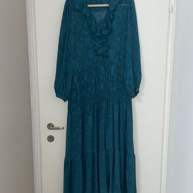 Zara Kleid