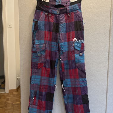 Bunte Snowboardhose von Vehicle