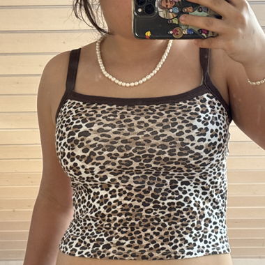 Canotta con motivo leopardato