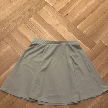 light green skirt