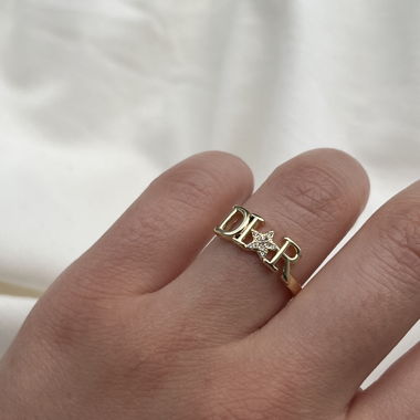 Brandnew Gold plated Dior Ring with zirkonia