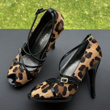 Stunning vintage y2k Heels