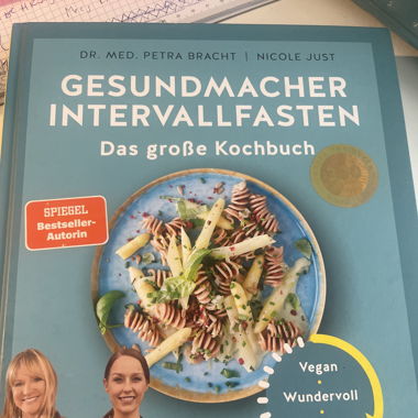 Buch gesundmacher intervallfasten 