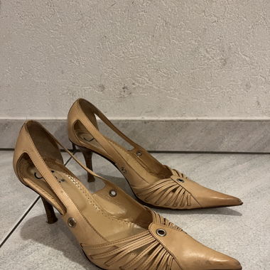Joi heel shoes