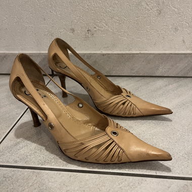 Joi heel shoes