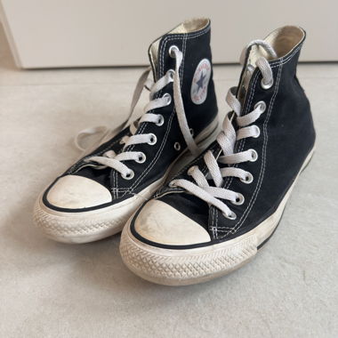 Black Converse