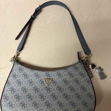 Guess Schultertasche