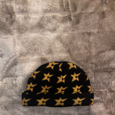 Carpet company ,,star logo“ beanie