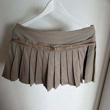 Beige Pleated Skirt with Belt