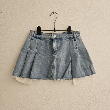 Gonna in denim plissettata