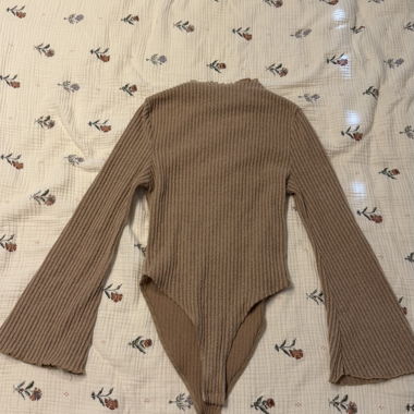 Braunes geripptes Bodysuit XS