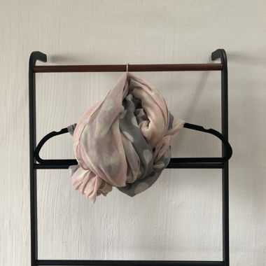 Scarf grey-pink