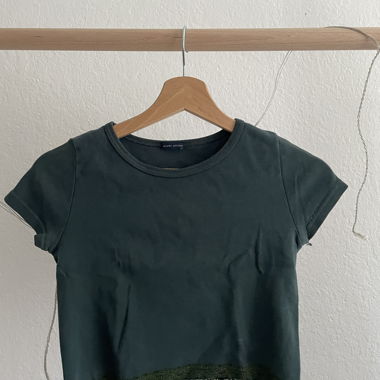 Short T-shirt with lace