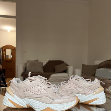 Basket Nike M2K Tekno rose