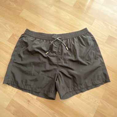 Schwarze Badeshorts