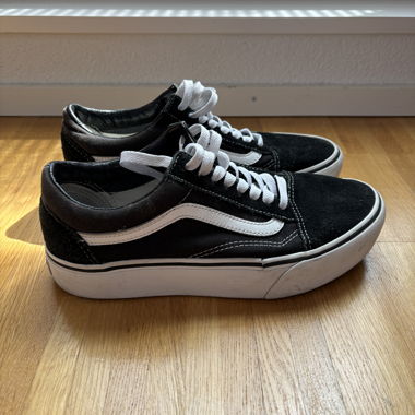 Plateau Vans