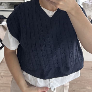 Zara ärmelloser Pullover