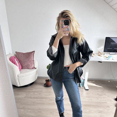 Überhemd aus veganem Leder