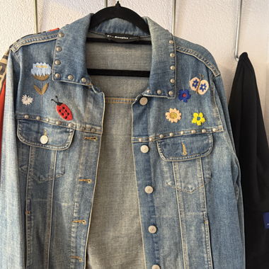 Veste en jean brodée