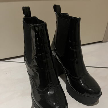 Schwarze Stiefel