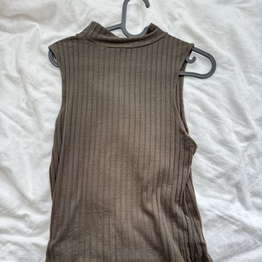 Grün tank top