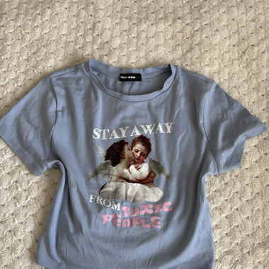 Engels Crop Top