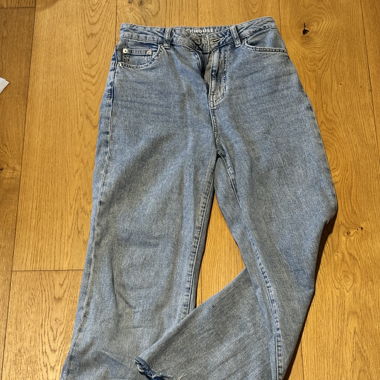 Light blue Jeans