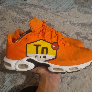 Nike TN Orange
