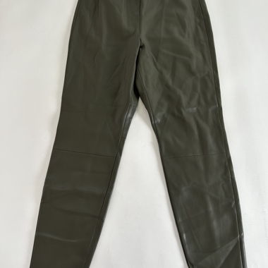 OUI Faux-Lederhosen