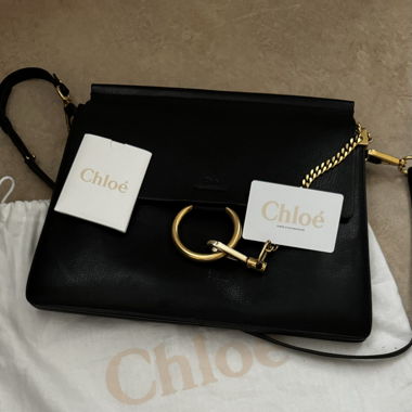 Chloé Faye Tasche in schwarz