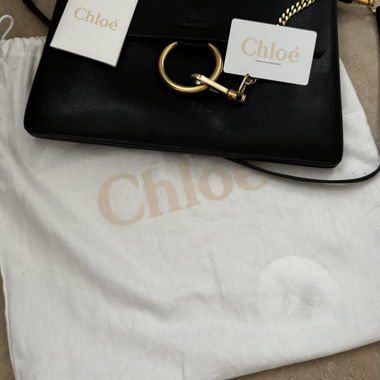Chloé Faye Tasche in schwarz