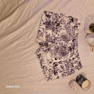 Short à motif