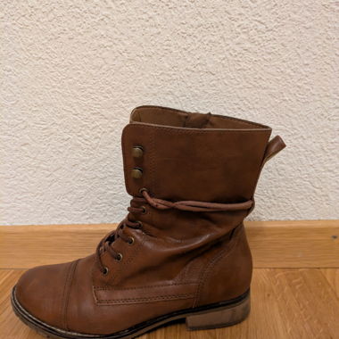 Nice basic boots