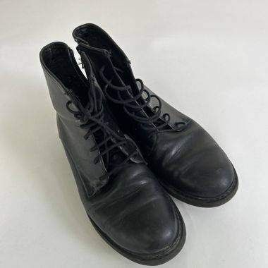 Stivaletti in pelle nera con lacci