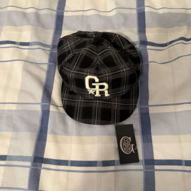 Green room Cap 
