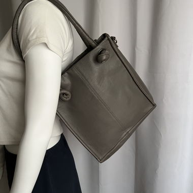 Borsa a tracolla in pelle grigia