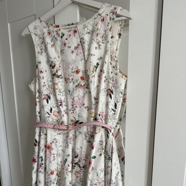 Closet Freiteitkleid Grösse 42