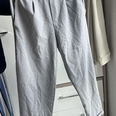 Graue Hose