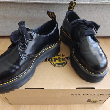 Dr. Martens Holly Buttero