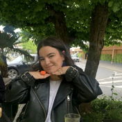 Car.olyy