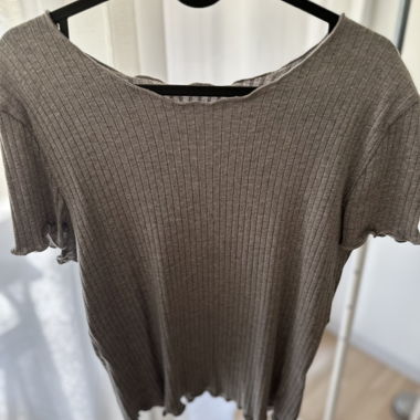 Graues T-Shirt