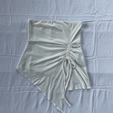 Weisses Bandeau-Top