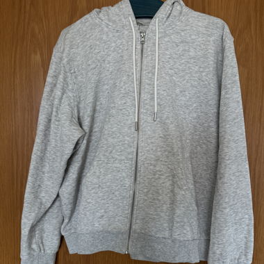 Sweat à capuche zippé gris