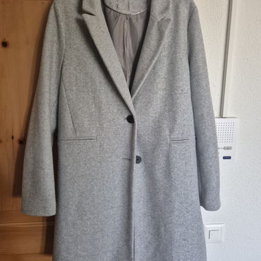 Manteau en laine gris ajusté