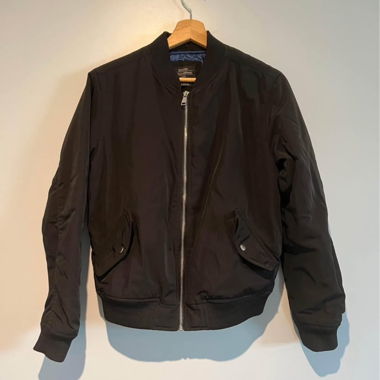 Veste noire 