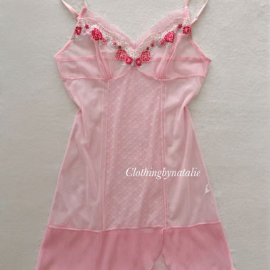 Vestito chemise in pizzo rosa trasparente Taglia S